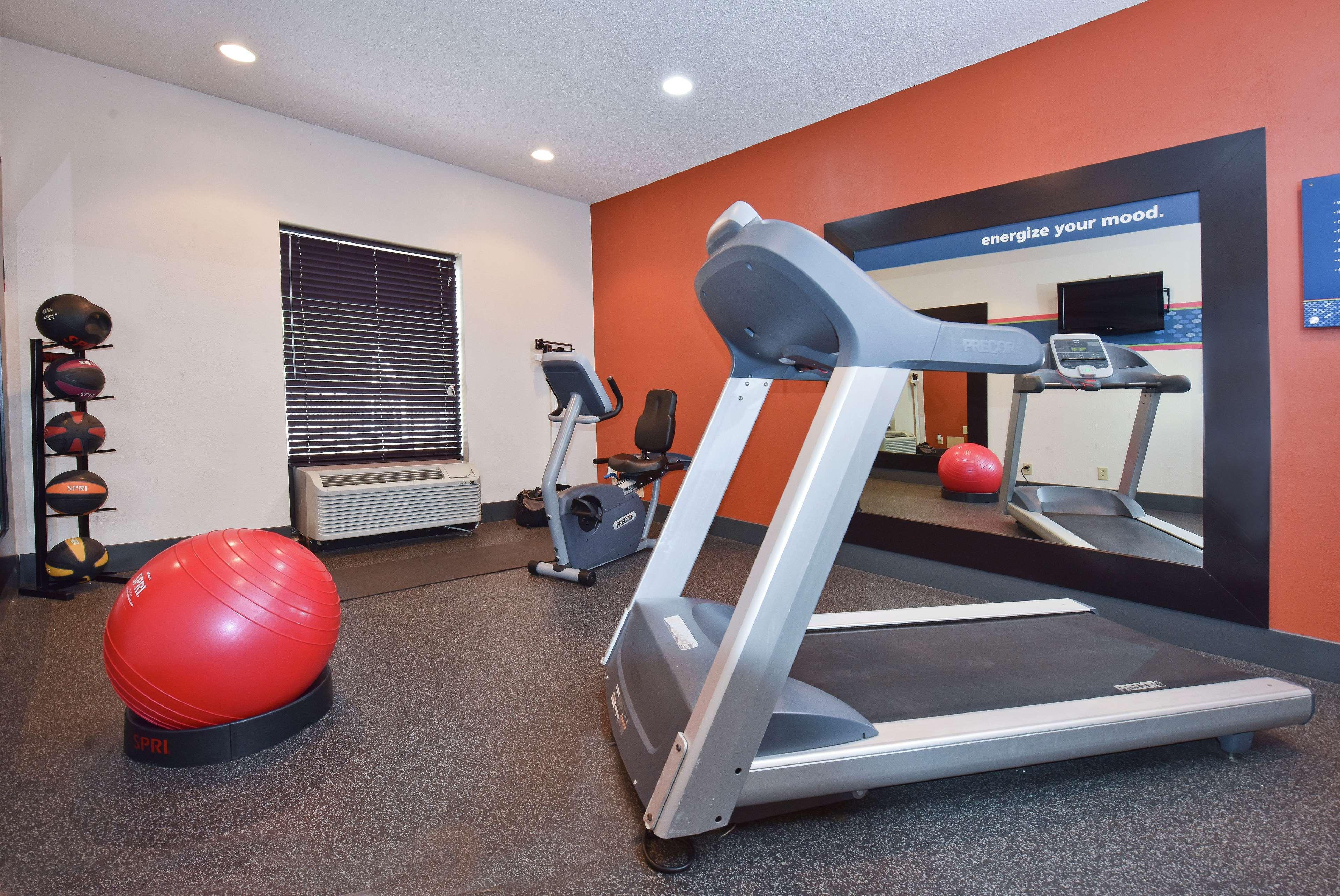 Hampton Inn מדיסון מראה חיצוני תמונה